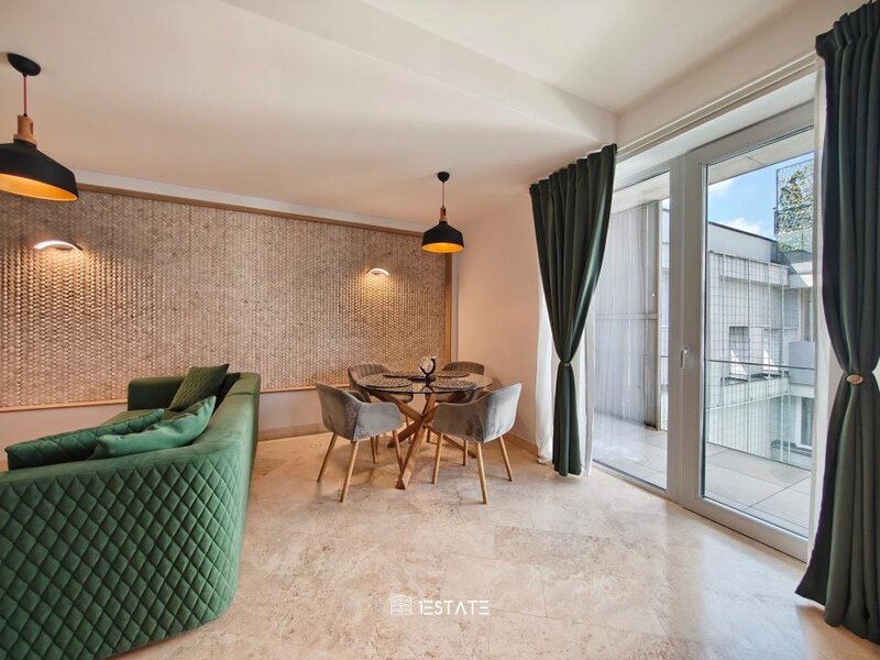 Parcul Carol, Quartier Gramont, etaj 2, 74 mp, parcare subterana